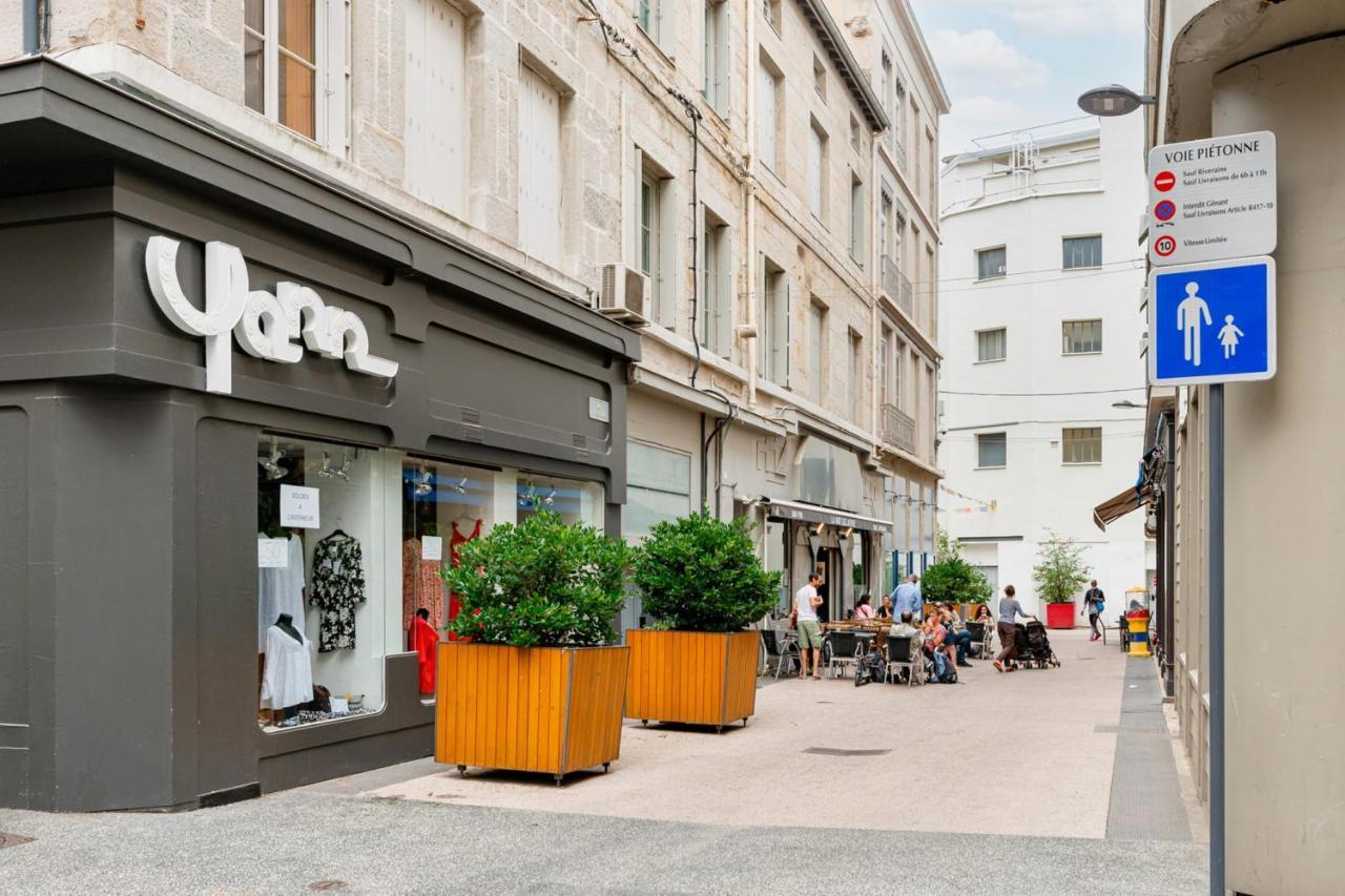 Beige Hospitalite - Elia Love Loft Centre Ville Saint-Etienne  Bagian luar foto